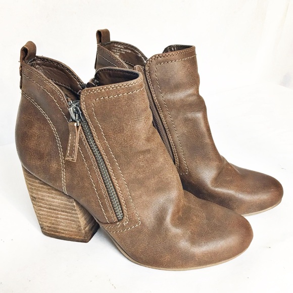 Shoes - Ankle Boots
